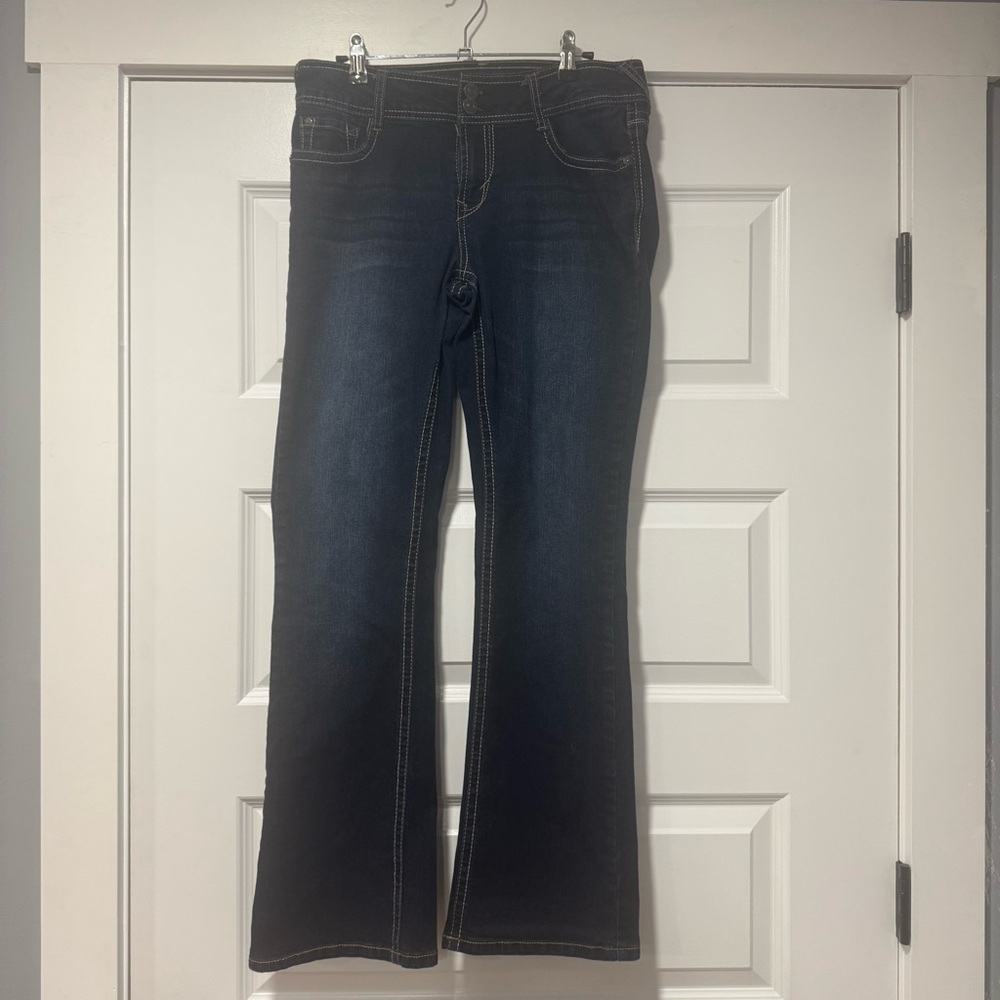 Classic WallFlower Bootcut Women's Jeans
